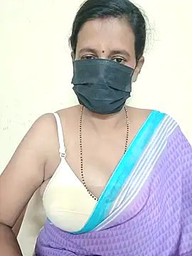 Snapshot of akshara_22 chatting on December 15, 2024, 8:52 am akshara 22 online show from December 15, 2024, 8:52 am