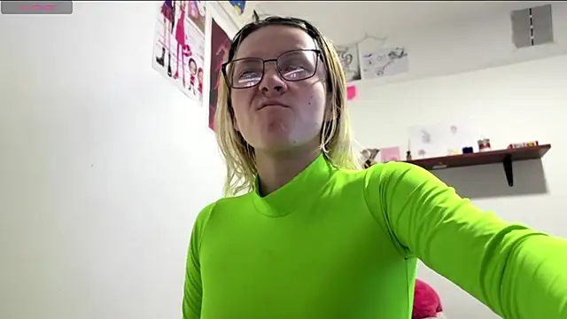 Cloe five online show from February 4, 2026, 3:18 pm