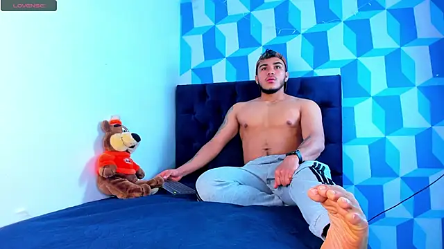 jeisonstark online show from March 21, 2025, 11:33 am