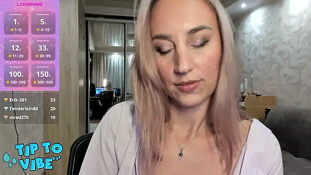 Snapshot of lady_Nati chatting on December 4, 2024, 5:00 pm lady Nati online show from December 4, 2024, 5:00 pm