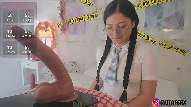 Eva depp online show from November 1, 2025, 3:36 pm