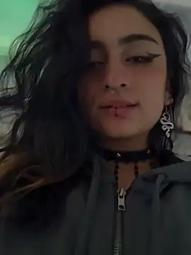 Snapshot of Lila_Desiree chatting on December 10, 2024, 3:20 am Lila Desiree online show from December 10, 2024, 3:20 am