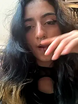Snapshot of Lila_Desiree chatting on January 28, 2025, 10:01 pm Lila Desiree online show from January 28, 2025, 10:01 pm