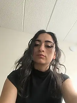 Lila Desiree online show from May 30, 2026, 3:20 pm