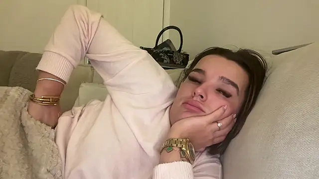 Snapshot of maisiesmithx chatting on January 27, 2025, 7:45 am maisiesmithx online show from January 27, 2025, 7:45 am