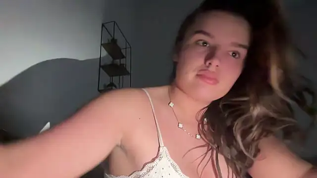 Snapshot of maisiesmithx chatting on February 5, 2025, 6:56 am maisiesmithx online show from February 5, 2025, 6:56 am