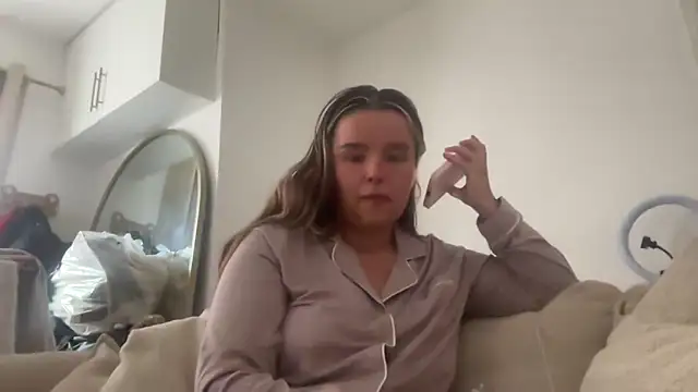 Snapshot of maisiesmithx chatting on September 22, 2025, 11:34 am maisiesmithx online show from September 22, 2025, 11:34 am