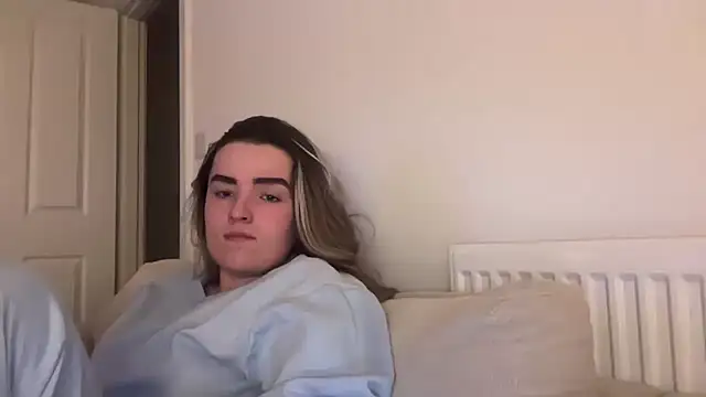 maisiesmithx online show from March 24, 2026, 12:37 am