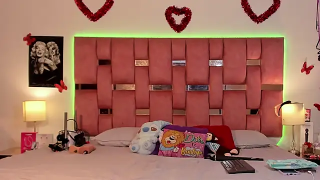 Betzabeth-Miller online show from February 13, 2026, 3:02 am