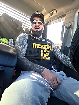 Beardedtattood online show from November 4, 2025, 2:16 pm