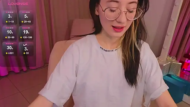 Snapshot of Dark_Lola_ chatting on December 29, 2024, 10:01 am Dark Lola online show from December 29, 2024, 10:01 am