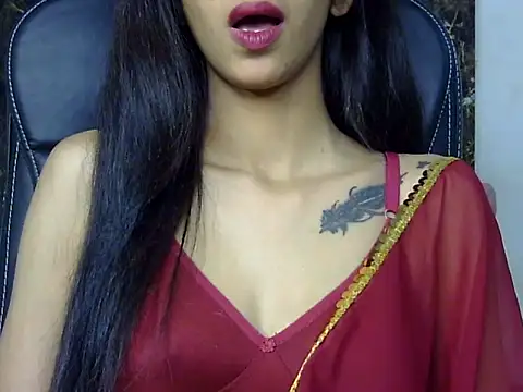 MAAYRA 09 online show from March 4, 2025, 3:15 pm