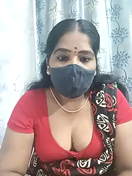 Snapshot of MaaliiiPonuTamil chatting on January 26, 2025, 3:03 pm MaaliiiPonuTamil online show from January 26, 2025, 3:03 pm