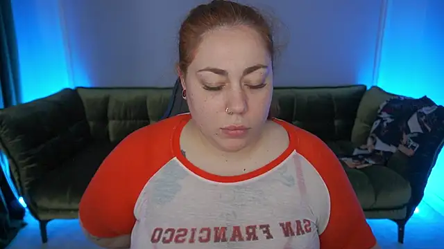 Snapshot of Kittywakee chatting on September 28, 2025, 8:14 pm Kittywakee online show from September 28, 2025, 8:14 pm