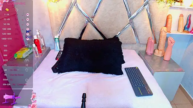 Snapshot of alejandra_martins chatting on September 19, 2025, 2:07 pm alejandra martins online show from September 19, 2025, 2:07 pm