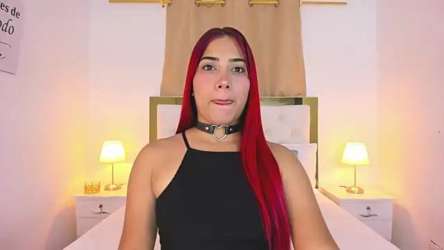 Snapshot of SofiaBosch chatting on October 29, 2025, 1:30 am SofiaBosch online show from October 29, 2025, 1:30 am