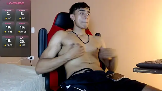 Snapshot of karlgiles_ chatting on February 9, 2025, 5:54 pm karlgiles online show from February 9, 2025, 5:54 pm