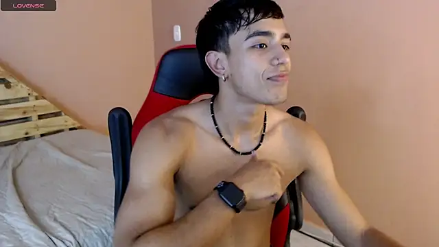 Snapshot of karlgiles_ chatting on February 20, 2025, 6:02 pm karlgiles online show from February 20, 2025, 6:02 pm