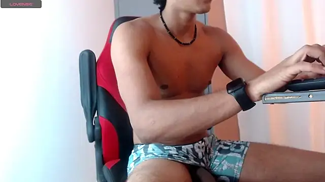 Snapshot of karlgiles_ chatting on March 1, 2025, 9:15 pm karlgiles online show from March 1, 2025, 9:15 pm