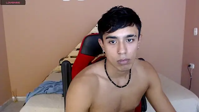 Snapshot of karlgiles_ chatting on March 3, 2025, 7:06 pm karlgiles online show from March 3, 2025, 7:06 pm