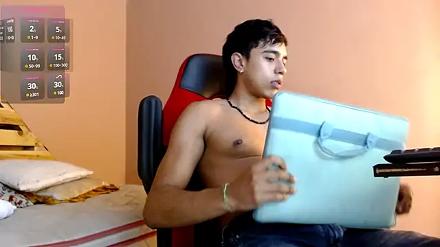 Snapshot of karlgiles_ chatting on March 14, 2025, 6:39 pm karlgiles online show from March 14, 2025, 6:39 pm