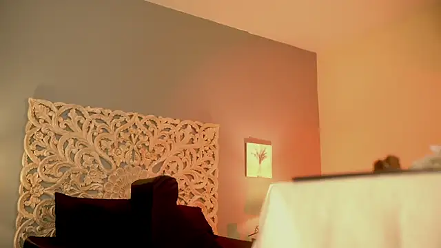 Snapshot of lupeebony chatting on October 11, 2025, 7:23 pm lupeebony online show from October 11, 2025, 7:23 pm