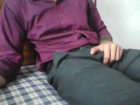 Snapshot of boyss4u chatting on October 1, 2025, 7:47 am boyss4u online show from October 1, 2025, 7:47 am