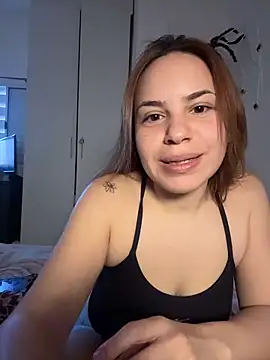 AgnesCampp online show from November 19, 2025, 7:25 pm