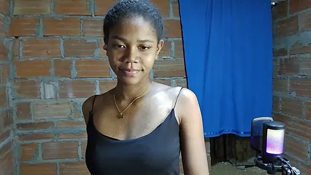 Luciia cute online show from December 2, 2025, 8:37 pm