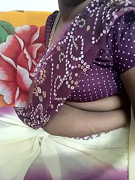 Snapshot of Priya_Next chatting on December 11, 2024, 4:49 am Priya Next online show from December 11, 2024, 4:49 am