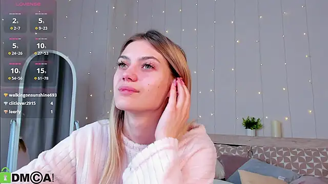 Snapshot of Cherry_Price chatting on November 7, 2025, 12:43 am Cherry Price online show from November 7, 2025, 12:43 am