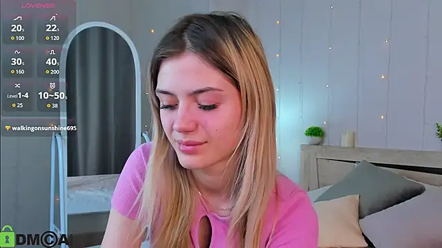 Snapshot of Cherry_Price chatting on November 11, 2025, 12:21 am Cherry Price online show from November 11, 2025, 12:21 am