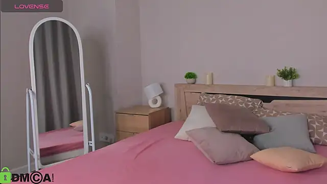 Cherry Price online show from January 14, 2026, 11:42 pm