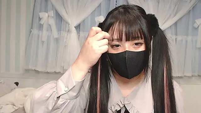 yua0727 online show from January 16, 2026, 1:48 pm