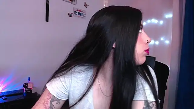 iam emy online show from September 16, 2025, 6:42 pm