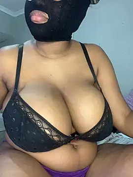 blackshortzbarbie online show from March 20, 2025, 11:05 am