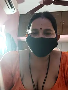 lalitha225 online show from December 19, 2024, 11:29 am