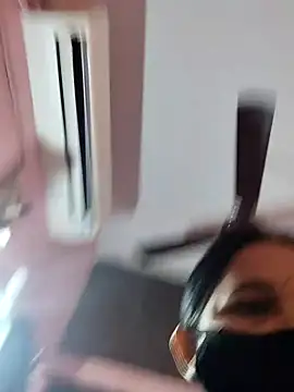 lalitha225 online show from December 27, 2024, 5:09 am