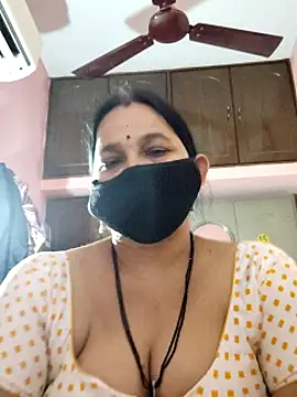 lalitha225 online show from December 27, 2024, 11:17 am