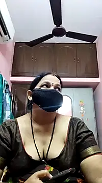 lalitha225 online show from January 29, 2025, 4:58 am