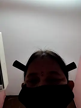 lalitha225 online show from February 22, 2025, 8:50 am