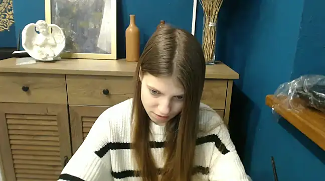 Snapshot of felicity_gold chatting on December 16, 2024, 7:26 am felicity gold online show from December 16, 2024, 7:26 am