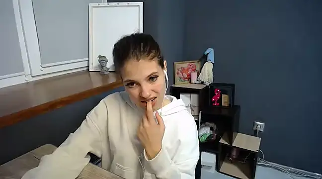 Snapshot of felicity_gold chatting on March 14, 2025, 10:39 am felicity gold online show from March 14, 2025, 10:39 am