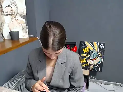 Snapshot of felicity_gold chatting on October 8, 2025, 6:22 am felicity gold online show from October 8, 2025, 6:22 am