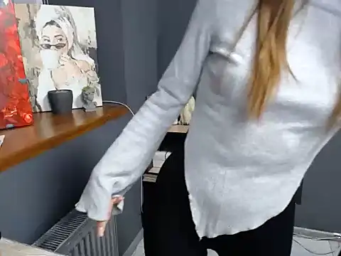 Snapshot of felicity_gold chatting on October 27, 2025, 7:34 am felicity gold online show from October 27, 2025, 7:34 am