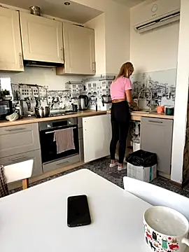 DonorDi online show from October 23, 2025, 12:04 pm