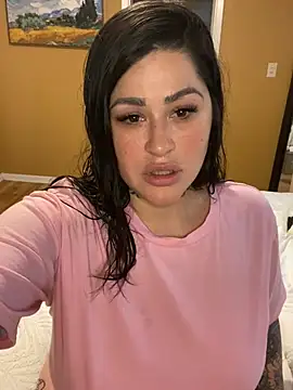 Snapshot of TexasTattooedHouseWife chatting on February 24, 2025, 10:03 pm TexasTattooedHouseWife online show from February 24, 2025, 10:03 pm
