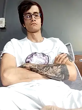 Loggan donnelly online show from March 9, 2026, 7:51 pm