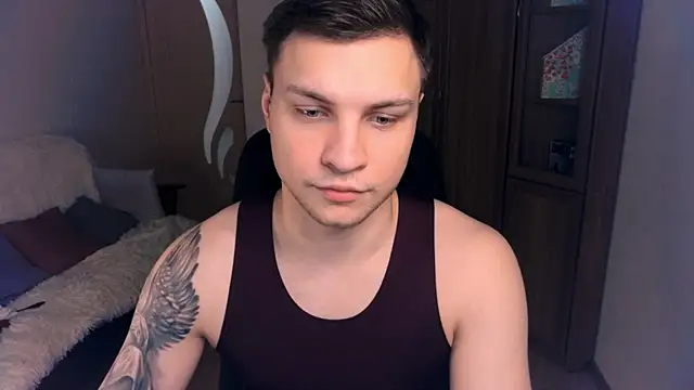 handsome guy01 online show from January 19, 2025, 7:37 pm