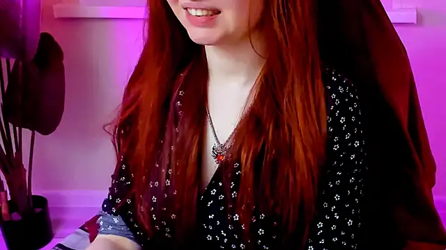 CarolGiggly online show from December 18, 2025, 12:06 am